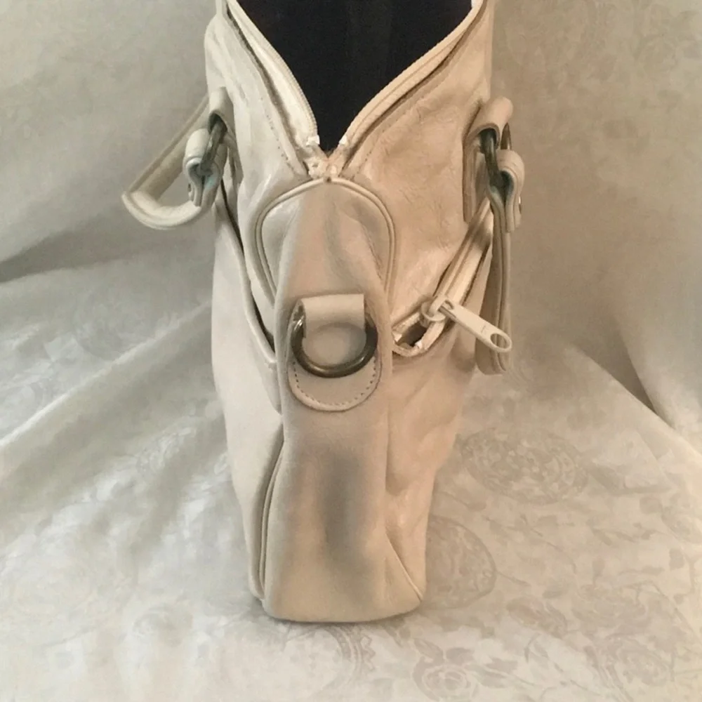 Classic Beige Leather Handbag - Versatile Women's Handbag